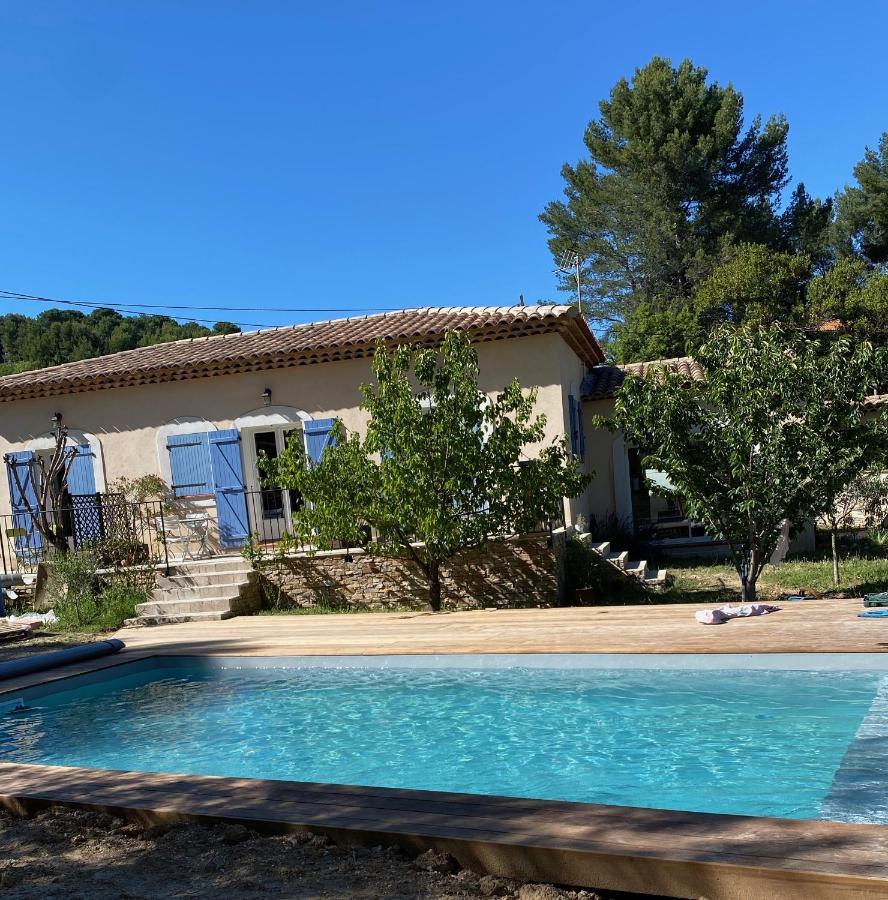 Les Manaux En Provence Bed & Breakfast Roquevaire Exterior foto