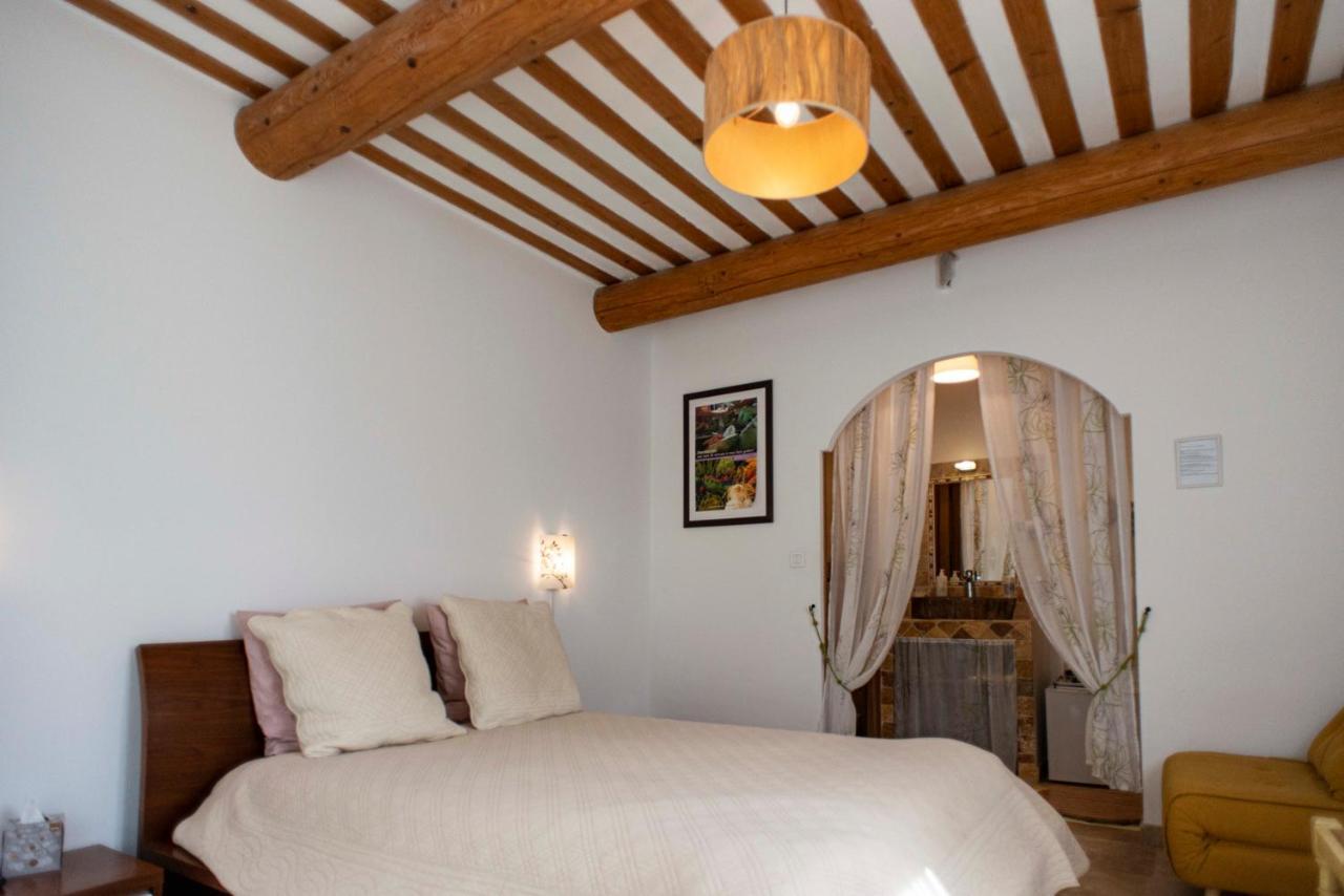 Les Manaux En Provence Bed & Breakfast Roquevaire Exterior foto