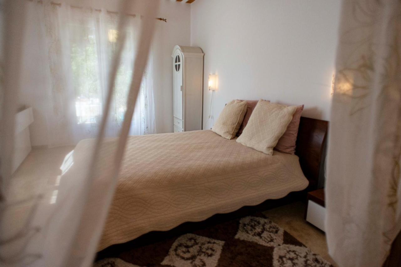 Les Manaux En Provence Bed & Breakfast Roquevaire Exterior foto