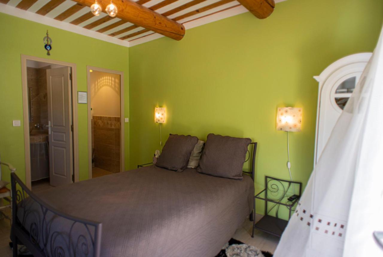 Les Manaux En Provence Bed & Breakfast Roquevaire Exterior foto
