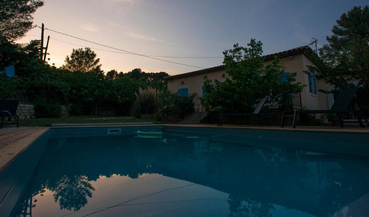 Les Manaux En Provence Bed & Breakfast Roquevaire Exterior foto
