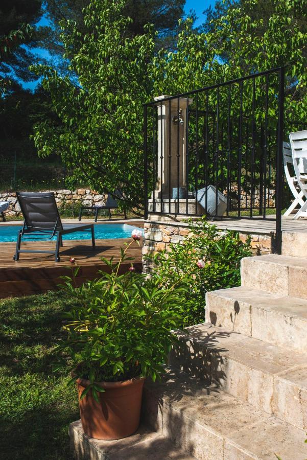 Les Manaux En Provence Bed & Breakfast Roquevaire Exterior foto