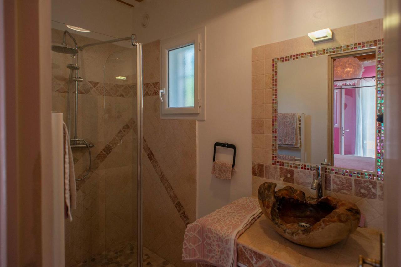 Les Manaux En Provence Bed & Breakfast Roquevaire Exterior foto
