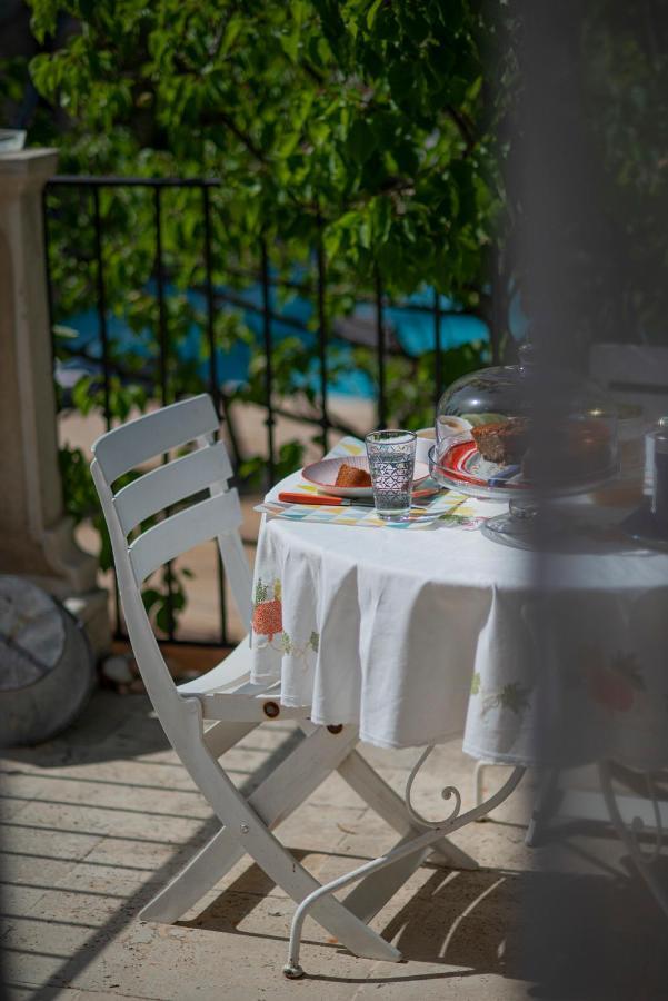 Les Manaux En Provence Bed & Breakfast Roquevaire Exterior foto