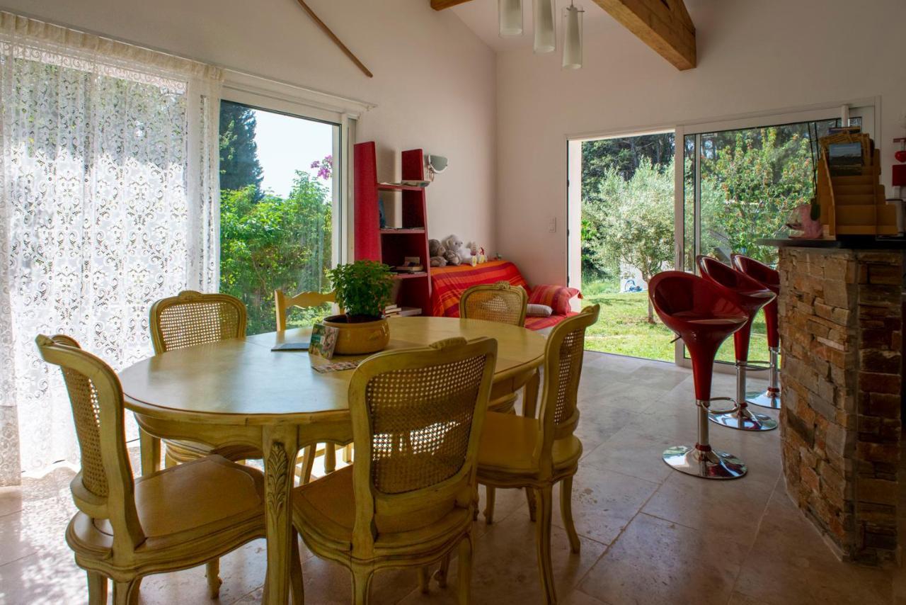 Les Manaux En Provence Bed & Breakfast Roquevaire Exterior foto